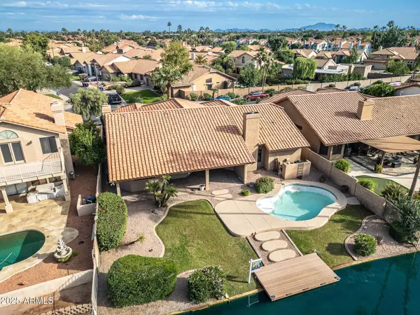 Gilbert, AZ 85233,510 S LAGOON Drive