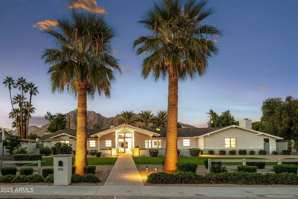 Phoenix, AZ 85018,5816 E Calle Del Media --