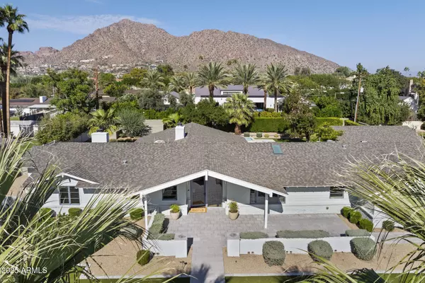 Phoenix, AZ 85018,5816 E Calle Del Media --