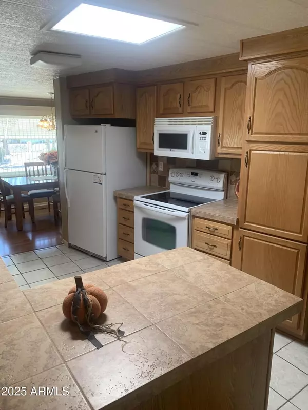 Mesa, AZ 85204,305 S Val Vista Drive S #346