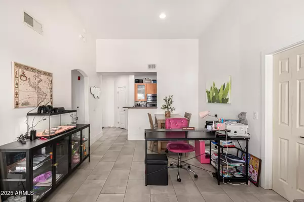 Phoenix, AZ 85054,6900 E PRINCESS Drive #2143