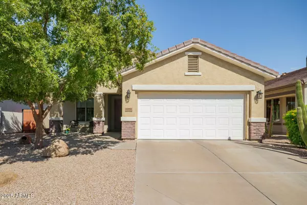 676 W TWIN PEAKS Parkway, San Tan Valley, AZ 85143