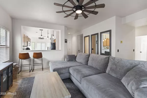 Gilbert, AZ 85296,1140 S ROCKWELL Street