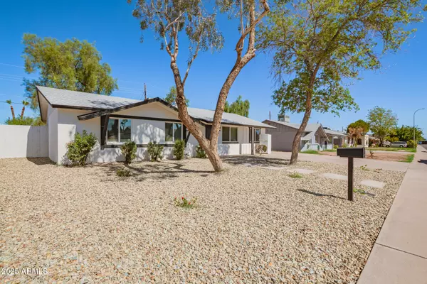 Tempe, AZ 85288,628 E PAPAGO Drive