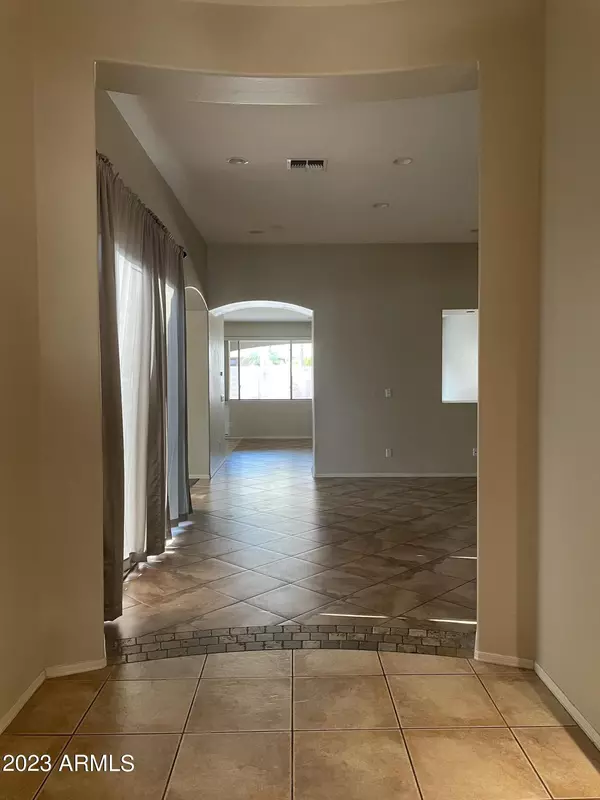 Chandler, AZ 85286,254 W SEAGULL Place