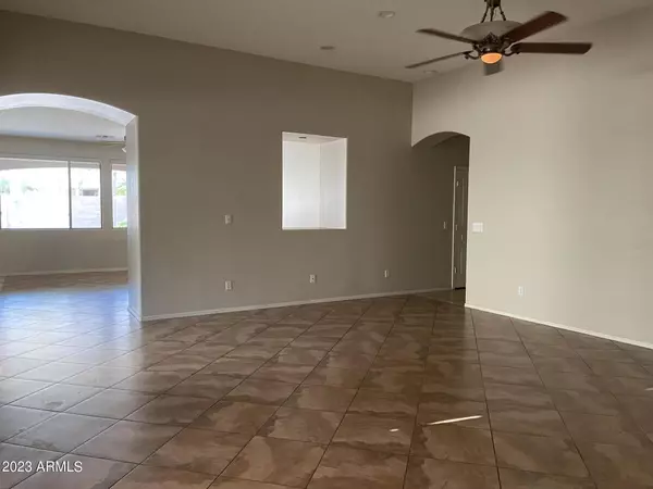 Chandler, AZ 85286,254 W SEAGULL Place