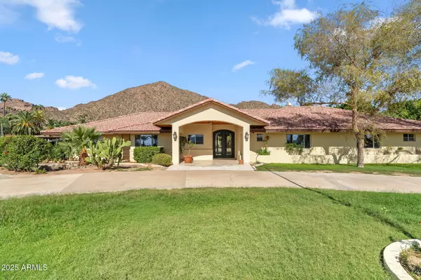 Phoenix, AZ 85018,5310 E CAMELBACK Road