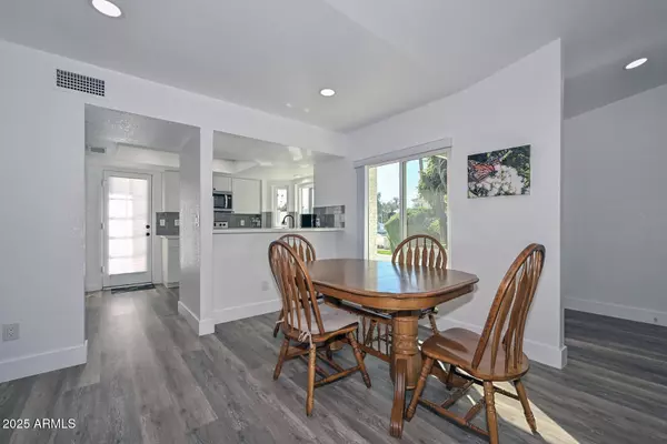 Phoenix, AZ 85023,606 W GRANDVIEW Road