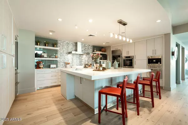 Tempe, AZ 85281,140 E RIO SALADO Parkway #1205