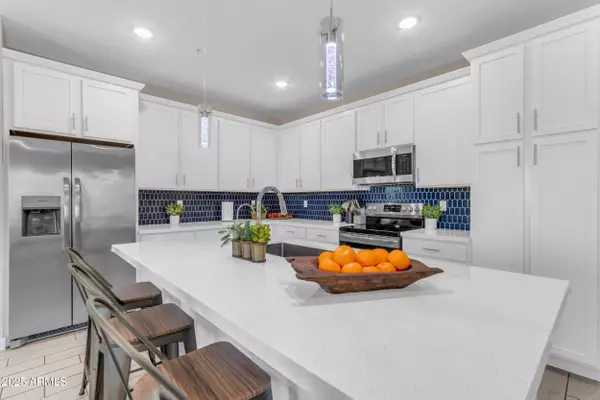 Chandler, AZ 85225,155 N LAKEVIEW Boulevard #204