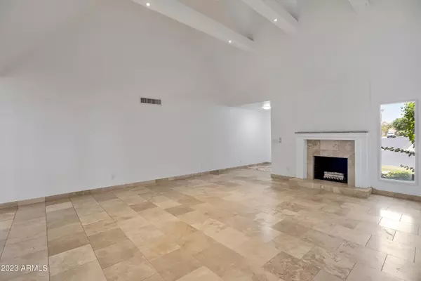 Phoenix, AZ 85016,6305 N 30th Court