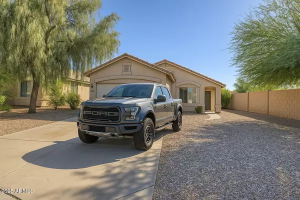 15815 W WASHINGTON Street, Goodyear, AZ 85338