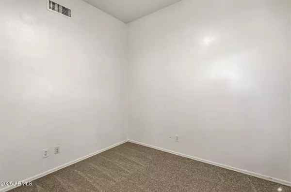 Chandler, AZ 85286,202 W RAVEN Drive