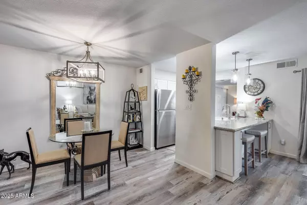 Scottsdale, AZ 85258,9275 E MISSION Lane #104