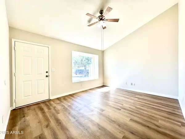 Mesa, AZ 85208,9912 E BIRCHWOOD Avenue