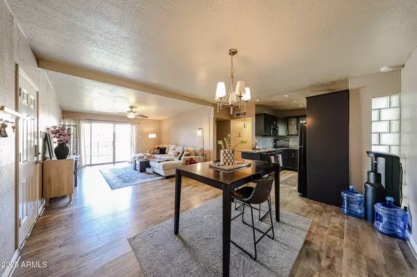 Phoenix, AZ 85016,4635 N 22ND Street #208