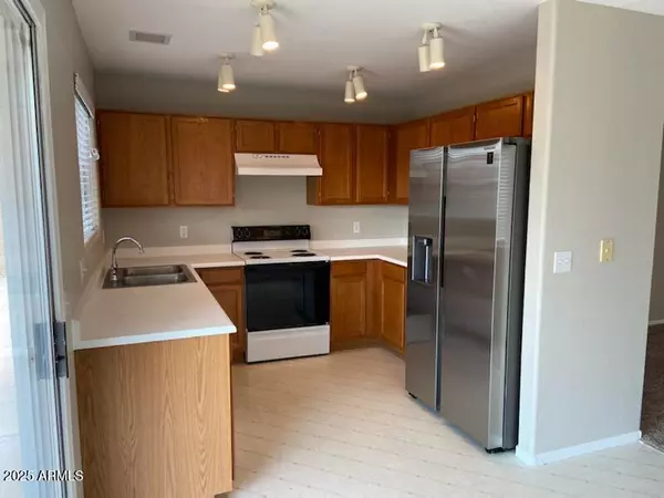 Phoenix, AZ 85027,3233 W ABRAHAM Lane