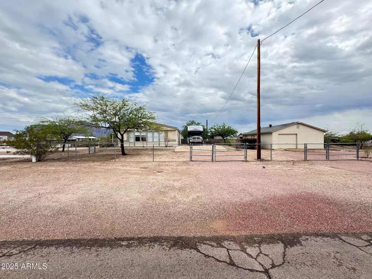 Apache Junction, AZ 85119,1835 E 20TH Avenue