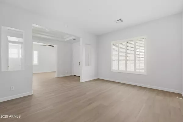 Phoenix, AZ 85085,32029 N 20TH Lane