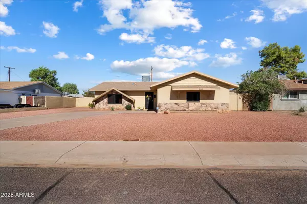 Phoenix, AZ 85033,6148 W FLOWER Street