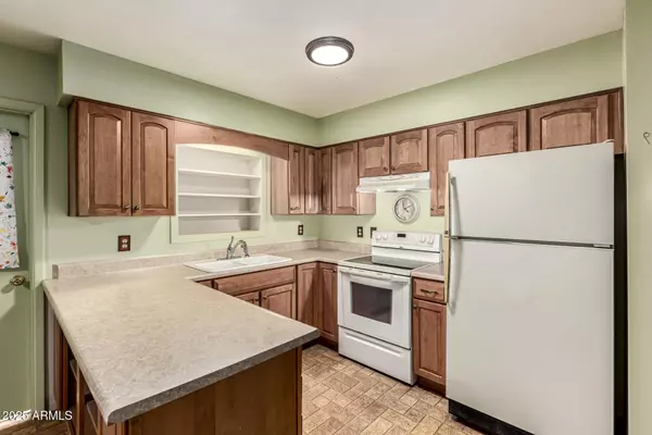 Peoria, AZ 85381,7414 W HEARN Road