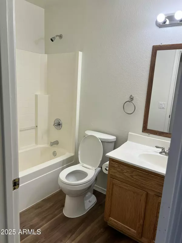 Glendale, AZ 85303,5933 N 81ST Avenue
