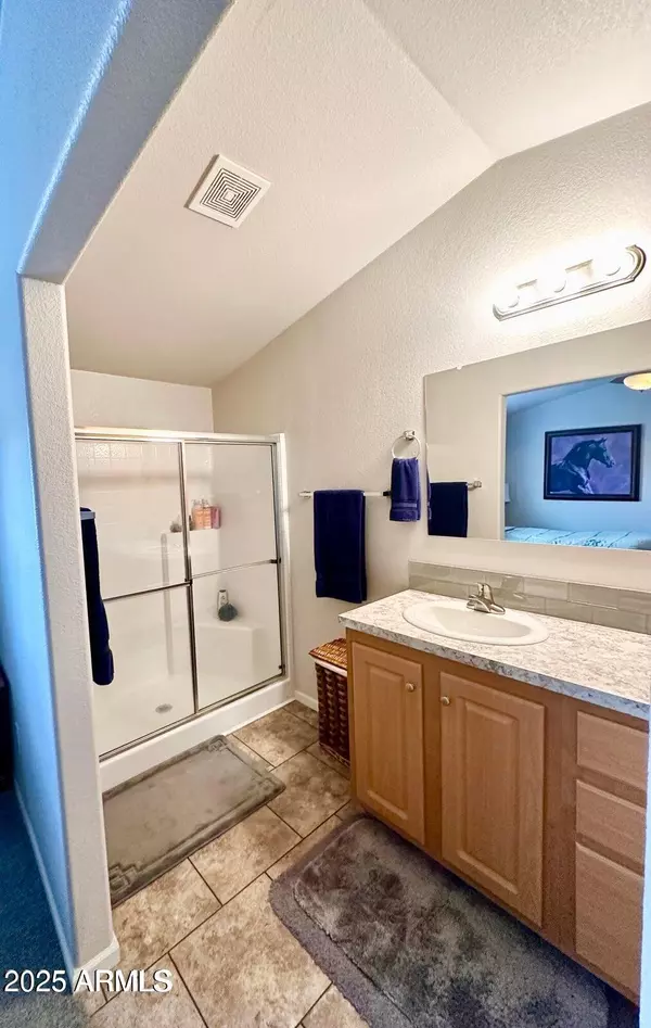Show Low, AZ 85901,8102 White Mountain Lake Road