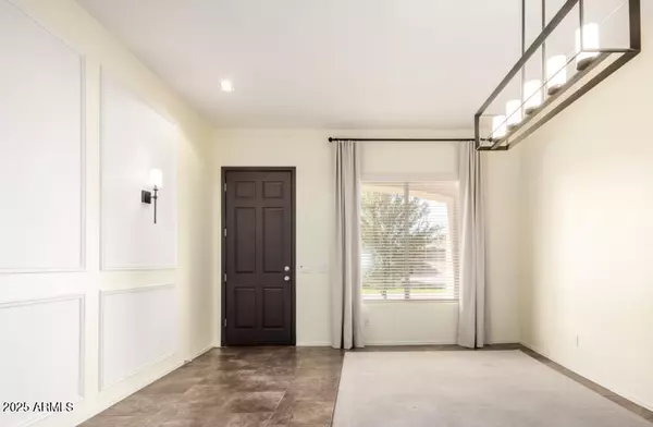 Chandler, AZ 85248,2068 W OLIVE Way