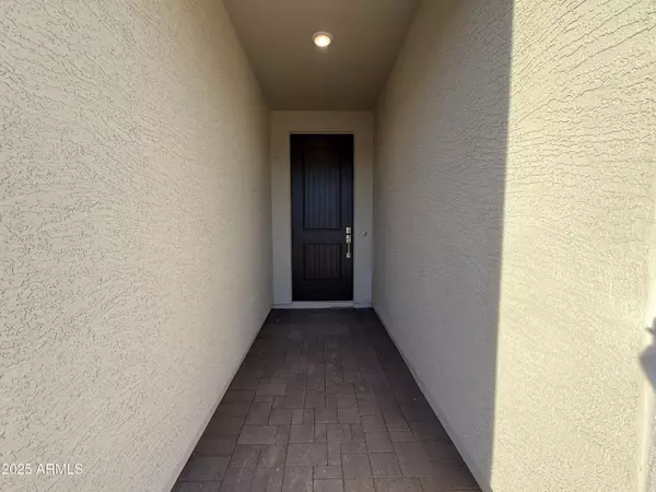 Tolleson, AZ 85353,9616 W TAMARISK Avenue