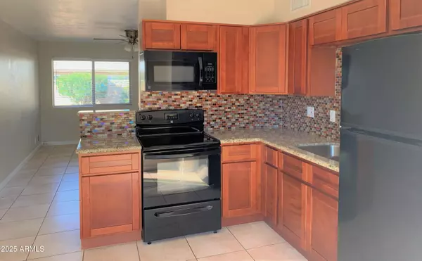 Phoenix, AZ 85018,3646 E Montecito Avenue #3