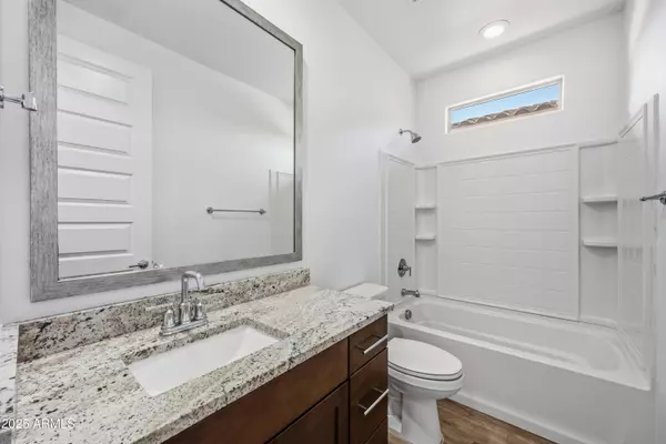 Mesa, AZ 85212,5924 S COBALT --
