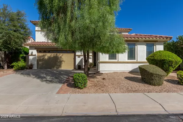 1634 W PELICAN Court, Chandler, AZ 85286