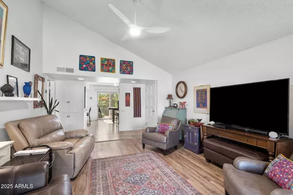 Mesa, AZ 85206,270 LEISURE WORLD --