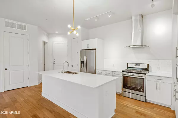 Phoenix, AZ 85012,3131 N CENTRAL Avenue #3009