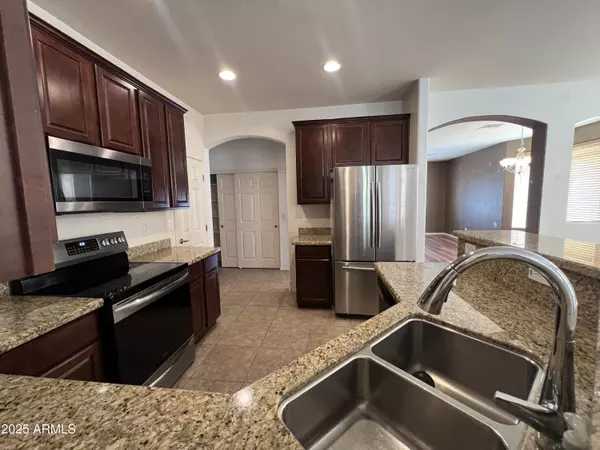 Laveen, AZ 85339,8918 S 40TH Drive