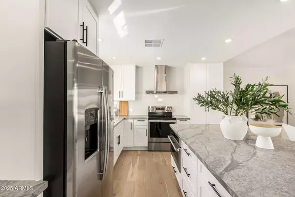 Scottsdale, AZ 85258,10008 E SADDLEHORN Trail