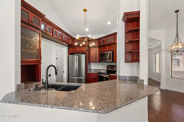 Mesa, AZ 85204,1260 S LINDSAY Road #8