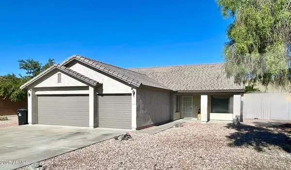 3610 W MENADOTA Drive, Glendale, AZ 85308