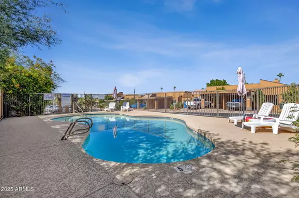 Phoenix, AZ 85008,2006 N 51ST Way