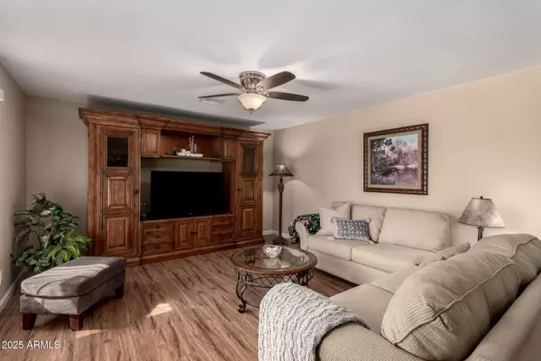 Phoenix, AZ 85044,11830 S PAIUTE Street