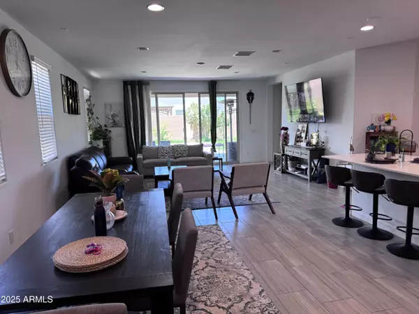 Chandler, AZ 85249,80 E ELMWOOD Place