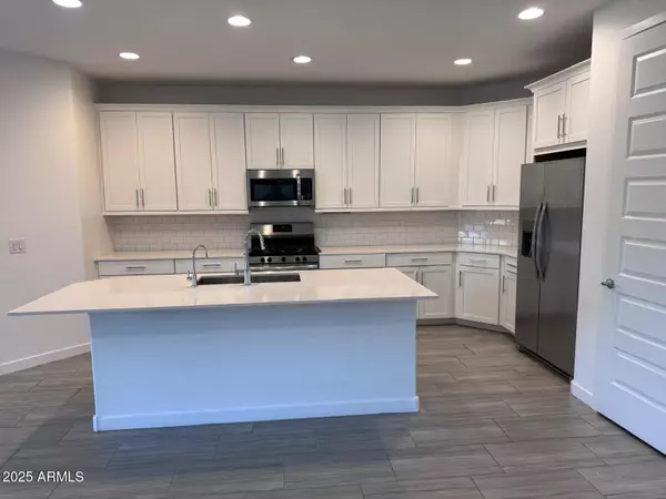 Chandler, AZ 85249,80 E ELMWOOD Place