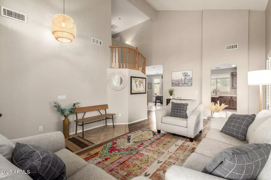 3870 S Velero Street, Chandler, AZ 85286