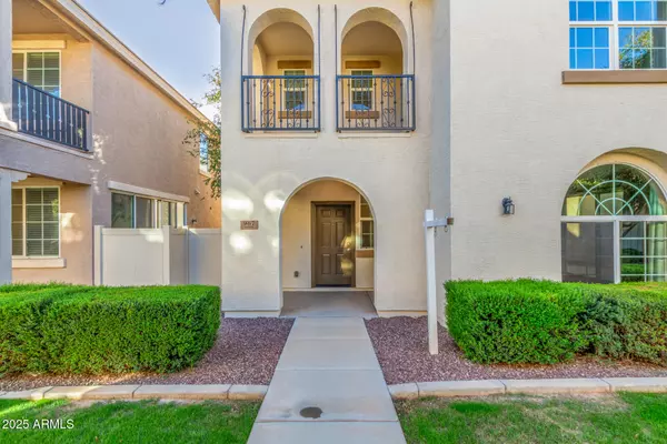 Gilbert, AZ 85296,967 S BREWER Drive