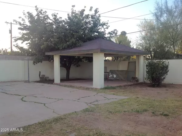 Pirtleville, AZ 85626,208 W PIRTLE Avenue