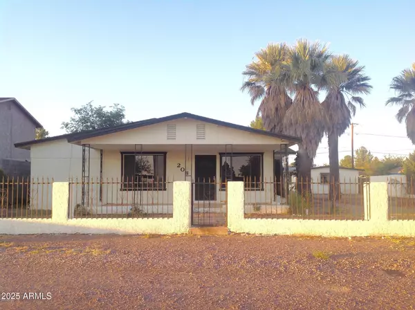 208 W PIRTLE Avenue, Pirtleville, AZ 85626