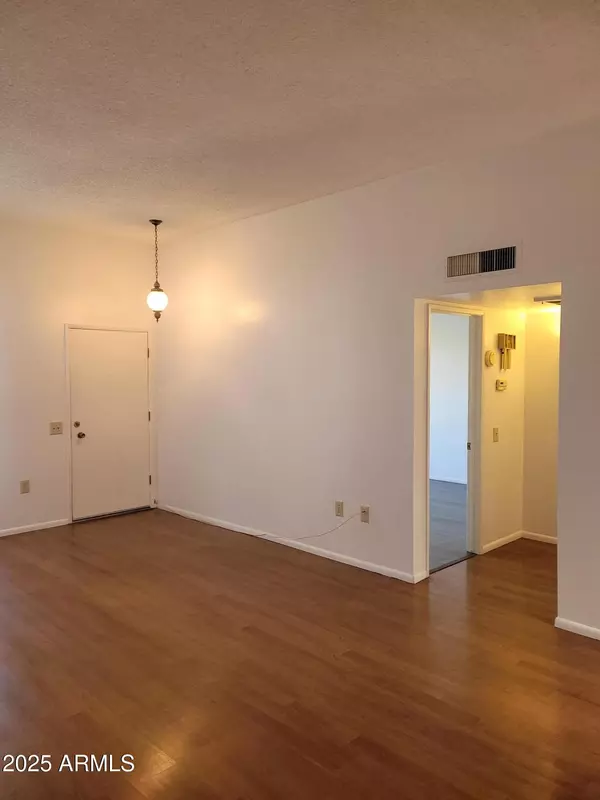 Sun City, AZ 85351,10060 W ROYAL OAK Road #B