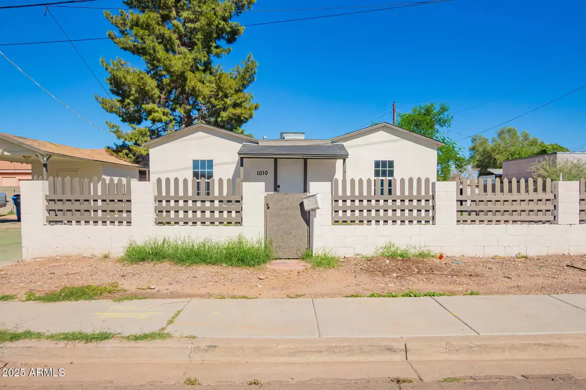 Phoenix, AZ 85040,1010 E CHIPMAN Road