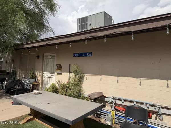 Mesa, AZ 85203,536 N HALL --