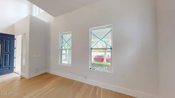 Gilbert, AZ 85296,1360 S MULBERRY Street